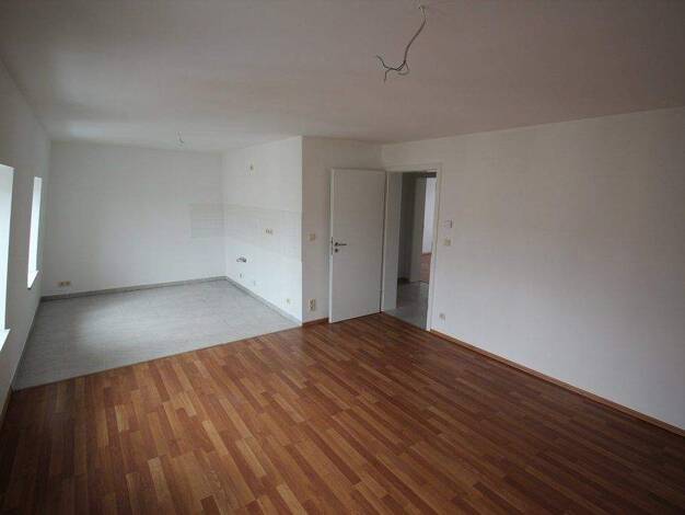 Wohnung zur Miete 400 € 2 Zimmer 48 m² frei ab 01.05.2026 Paulsstadt Schwerin 19053