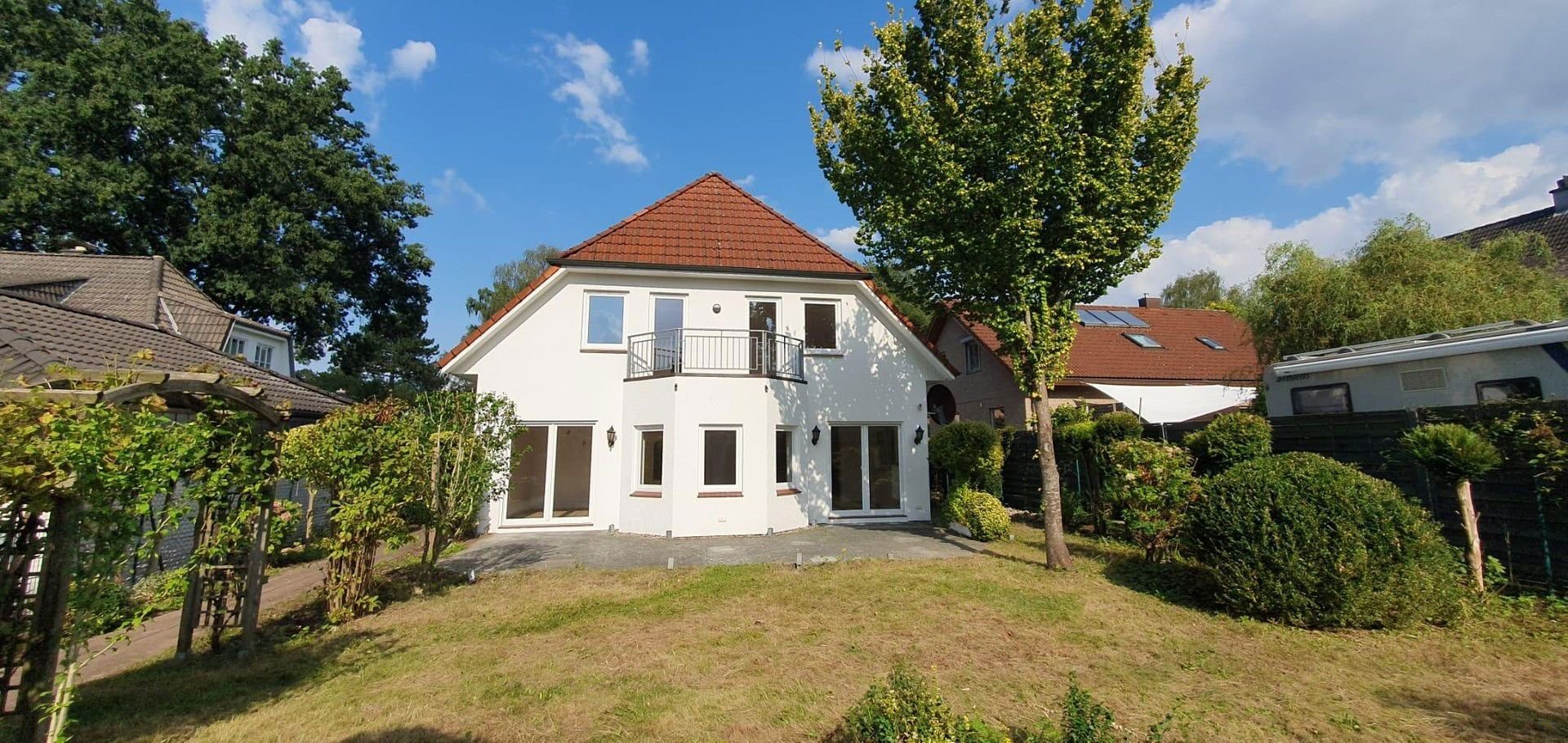 Einfamilienhaus zum Kauf provisionsfrei 879.500 € 8 Zimmer 188,7 m²<br/>Wohnfläche 612 m²<br/>Grundstück Kaudiekskamp 9 A Bergstedt Hamburg 22395