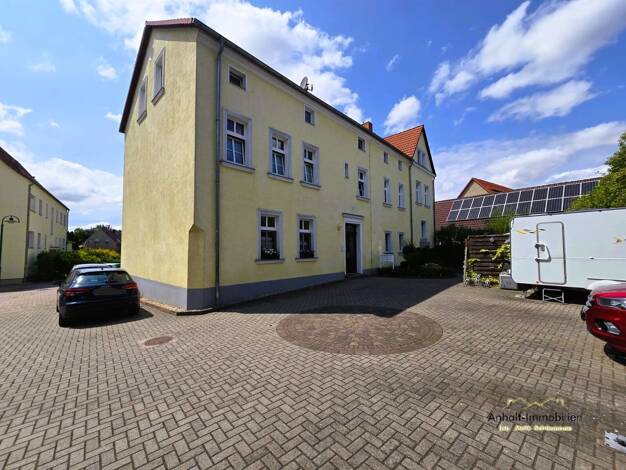 Wohnung zur Miete 420 € 3 Zimmer 55,9 m² 3. Geschoss frei ab sofort Kitzendorfer Platz 4 Brehna Sandersdorf-Brehna 06796