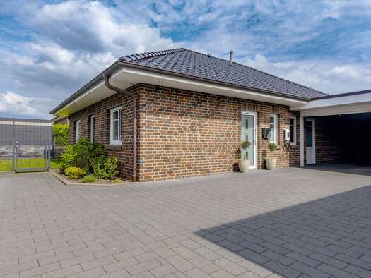 Bungalow zum Kauf 299.000 € 3 Zimmer 101 m² 396 m² Grundstück frei ab 01.03.2027 Dohren 49770