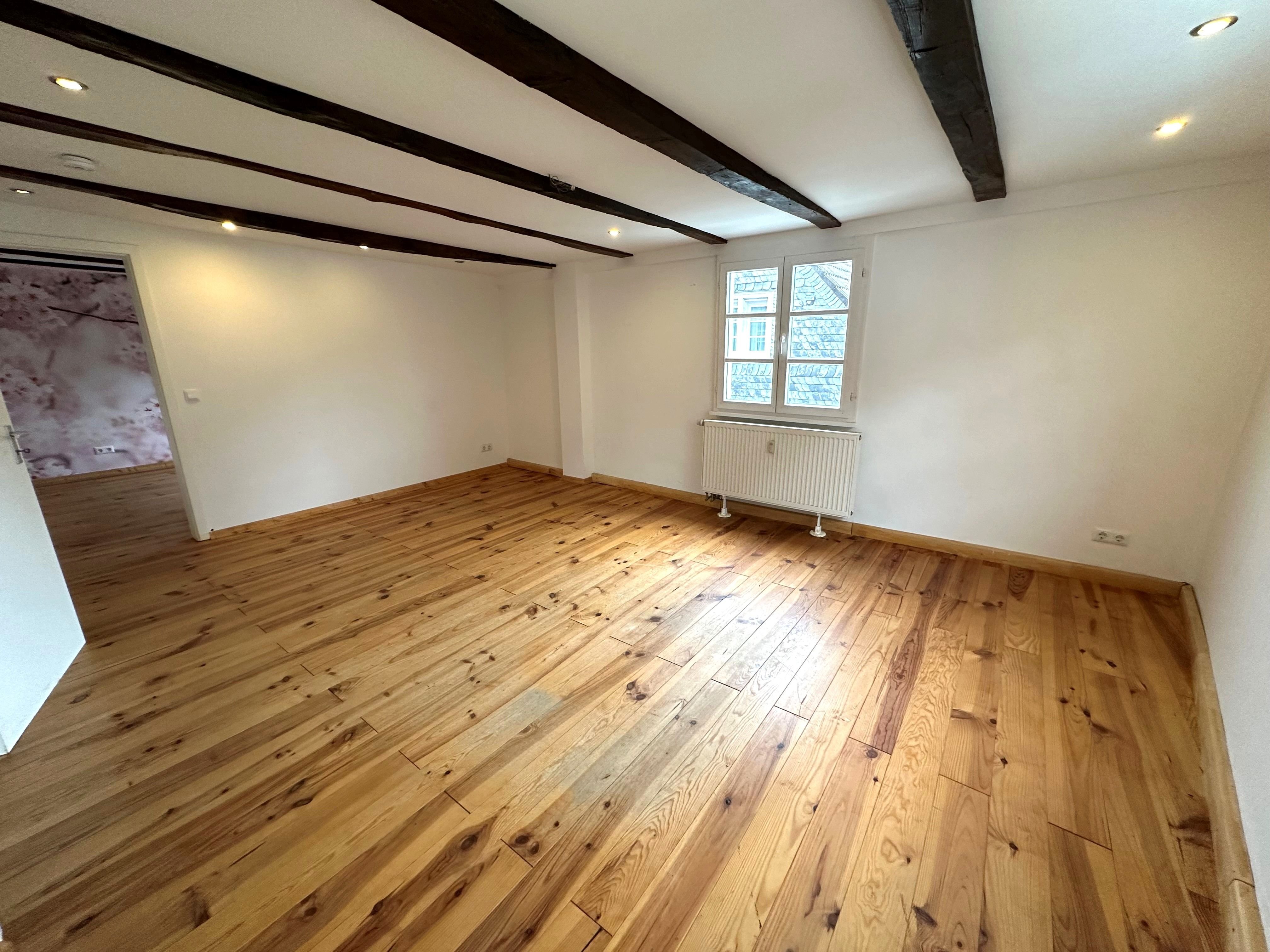 Wohnung zur Miete 540 € 2 Zimmer 60 m²<br/>Wohnfläche 2.<br/>Geschoss ab sofort<br/>Verfügbarkeit Am Schellenberg 17 Lennep - Altstadt Remscheid 42897