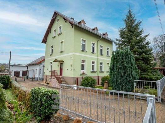 Mehrfamilienhaus zum Kauf 248.000 € 11 Zimmer 242,7 m² 679 m² Grundstück Frankenberg 09669