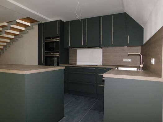 Wohnung zur Miete 1.150 € 3 Zimmer 102 m² Neuenhaßlau Hasselroth 63594