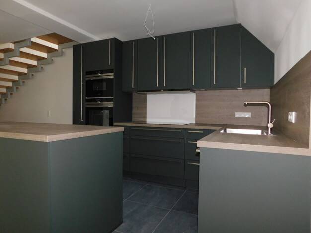 Wohnung zur Miete 1.150 € 3 Zimmer 102 m² Neuenhaßlau Hasselroth 63594