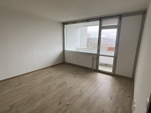 Wohnung zur Miete nur mit Wohnberechtigungsschein 456 € 3 Zimmer 80,1 m² 3. Geschoss Eggersten Ring 28 Kreuztal 57223
