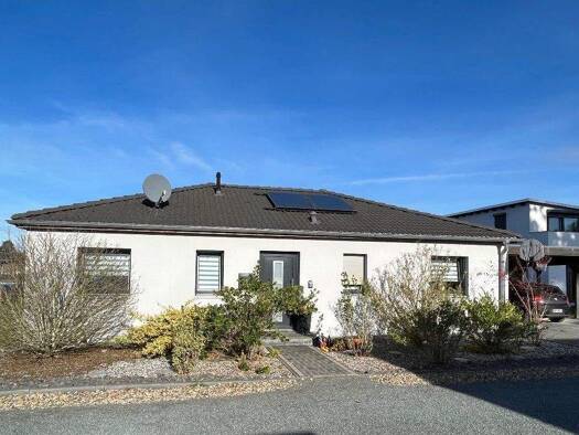Bungalow zum Kauf 247.500 € 4 Zimmer 104,3 m² 612 m² Grundstück Bernsteinsee Sassenburg 38524