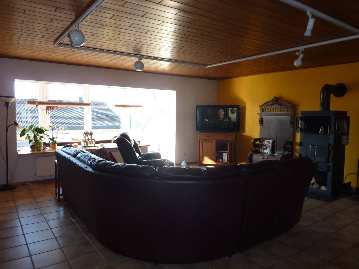 Immobilie in Krickenbach - Großzügiges Mehrgenerationenhaus mit großem Grundstück - vielseitig nutzbar in ruhiger Lage - Bild 4