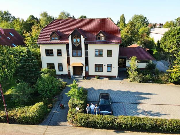 Mehrfamilienhaus zum Kauf 598.000 € 12 Zimmer 393 m² 1.524 m² Grundstück Belmsdorfer Straße 26 b Bischofswerda Bischofswerda 01877