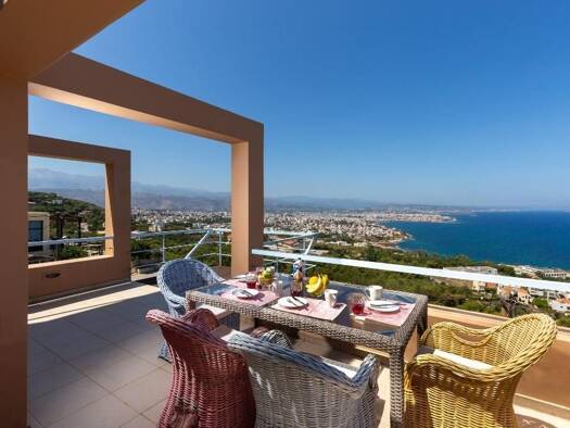 Haus zum Kauf 1.600.000 € 7 Zimmer 270 m² 400 m² Grundstück Kreta Municipality of Chania 731 33
