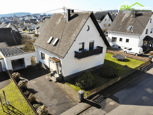 Einfamilienhaus zum Kauf 197.000 € 5 Zimmer 125,9 m² 704 m² Grundstück frei ab 01.10.2026 Heiligenroth 56412