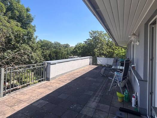 Wohnung zur Miete 600 € 2 Zimmer 71,3 m² Geschoss 3/3 frei ab 15.10.2026 Trothaer Straße 71 Trotha Nord 06118