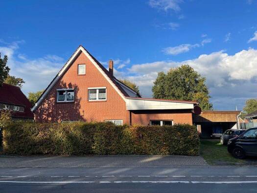 Einfamilienhaus zum Kauf 249.000 € 8 Zimmer 189,6 m² 1.217 m² Grundstück Ramsloh Saterland 26683