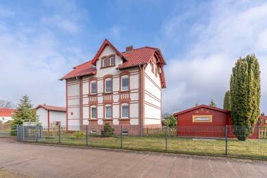 Mehrfamilienhaus zum Kauf 349.000 € 6,5 Zimmer 178 m² 1.000 m² Grundstück Neulöwenberg Löwenberger Land / Neulöwenberg 16775