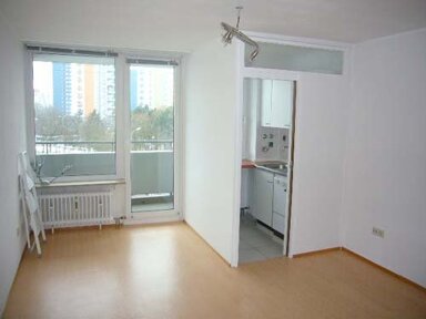 Wohnung zur Miete 370 € 1 Zimmer 28 m² 4. Geschoss Anger Erlangen 91052