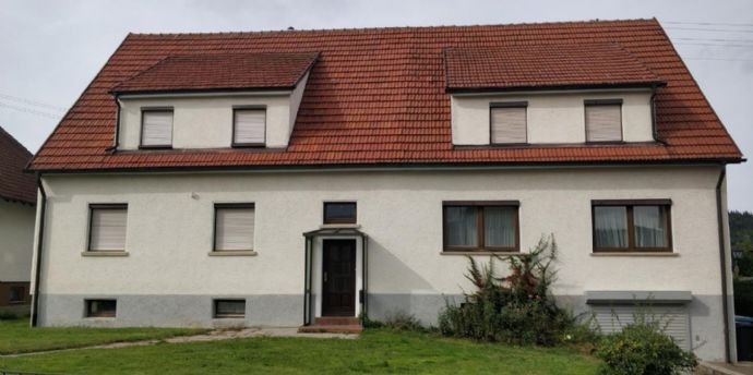 Mehrfamilienhaus zum Kauf 265.000 € 9 Zimmer 215 m²<br/>Wohnfläche 728 m²<br/>Grundstück Gosheim 78559