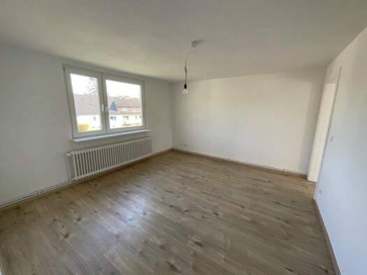 Wohnung zur Miete 419 € 3 Zimmer 64 m² 1. Geschoss frei ab 20.02.2026 Helaweg 15 Fedderwardergroden Wilhelmshaven 26388