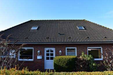 Einfamilienhaus zum Kauf 319.000 € 4 Zimmer 124 m² 920 m² Grundstück frei ab sofort Bredstedt 25821