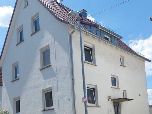 Einfamilienhaus zur Miete 1.700 € 5,5 Zimmer 144 m² 303 m² Grundstück frei ab sofort Magstadt 71106