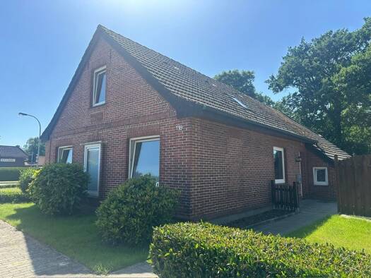 Einfamilienhaus zur Miete 700 € 4 Zimmer 105 m² 532,5 m² Grundstück frei ab 01.08.2026 Papenburg 26871