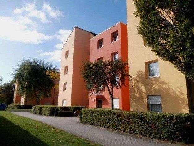Wohnung zum Kauf 349.000 € 4,5 Zimmer 97 m² 3. Geschoss frei ab 01.12.2025 Burgfarrnbach Fürth 90768