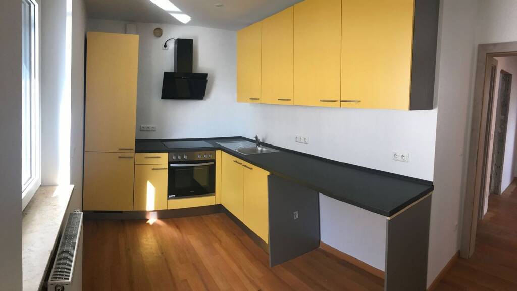 Haus zum Kauf 1.800.000 € 12 Zimmer 300 m² 400 m² Grundstück Unterer Grasweg 42 Ingolstadt 85055