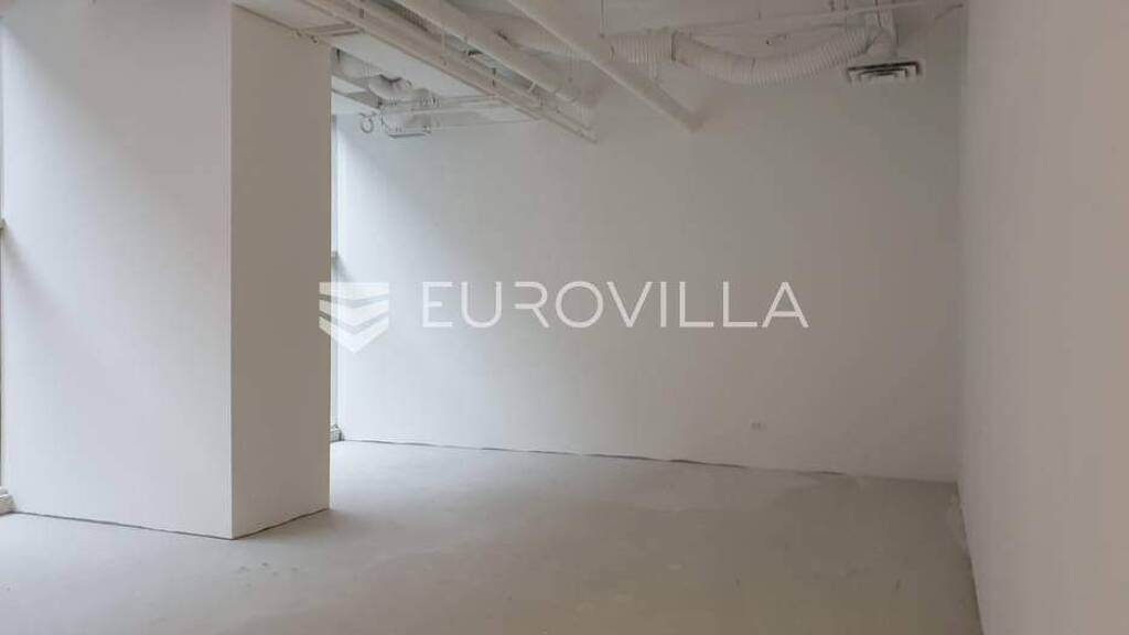 Büro zur Miete 2.013 € Centar Knez Mislav 10000