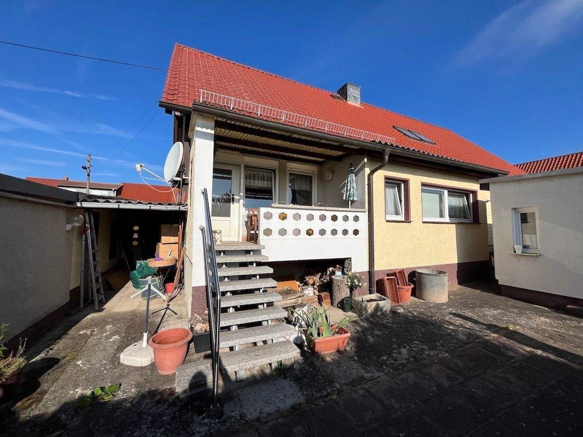 Einfamilienhaus zum Kauf - Mehr