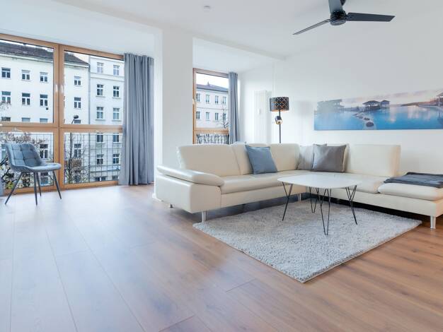 Wohnung zur Miete Wohnen auf Zeit 1.890 € 2 Zimmer 52 m² frei ab sofort Friedrichshain Berlin 10249