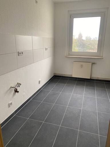 Wohnung zum Kauf 120.000 € 3 Zimmer 63 m² 2. Geschoss Großdalzig Zwenkau 04442