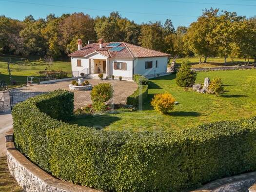Villa zum Kauf 595.000 € 4 Zimmer 265 m² 5.960 m² Grundstück Labin 52220
