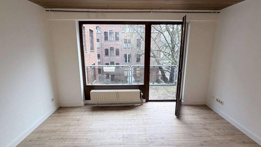 Studio zum Kauf 149.000 € 1 Zimmer 27 m² Bayenthal Köln 50968