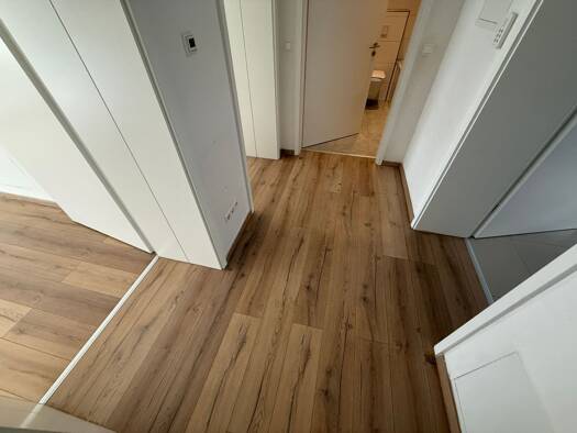 Wohnung zur Miete 700 € 2 Zimmer 69,1 m² frei ab sofort Büschdorfer Straße 5 Freiimfelde Ost 06112