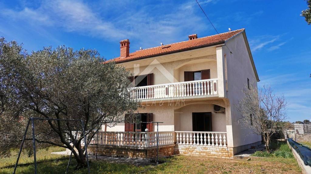 Haus zum Kauf 420.000 € 8 Zimmer 238 m² Vir