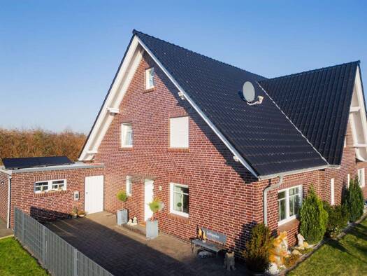 Doppelhaushälfte zum Kauf 419.000 € 5 Zimmer 155 m² 400 m² Grundstück Hage 26524