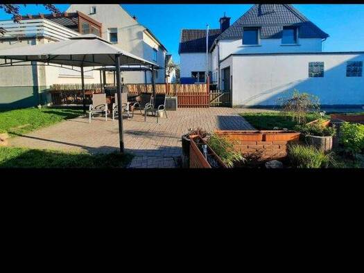 Einfamilienhaus zum Kauf provisionsfrei 385.000 € 7 Zimmer 380 m² 813 m² Grundstück Frömern Fröndenberg 58730