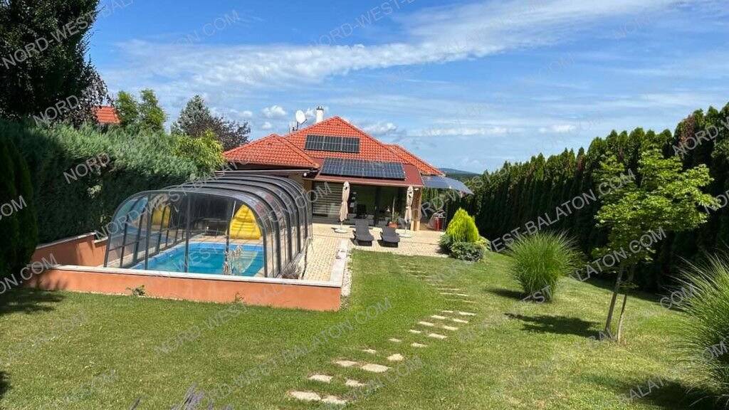 Einfamilienhaus zum Kauf provisionsfrei 597.500 € 5 Zimmer 190 m² 1.172 m² Grundstück Hévíz 8380