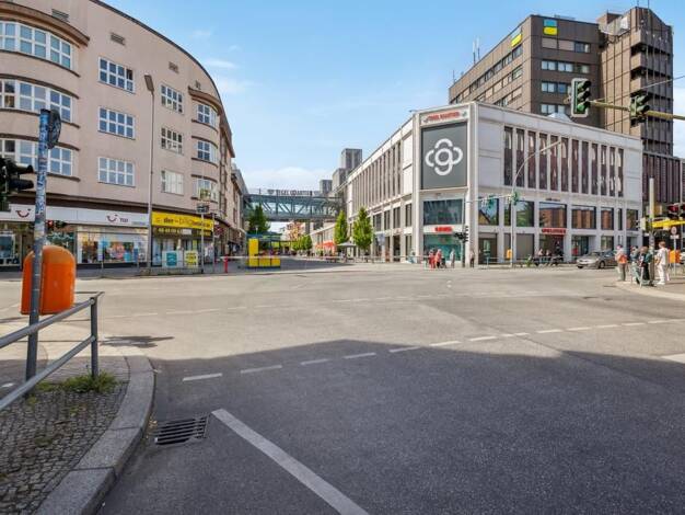 Wohnanlage zum Kauf provisionsfrei als Kapitalanlage geeignet 655.000 € 9,5 Zimmer 251,4 m² Eschachstraße 62 Tegel Reinickendorf 13509