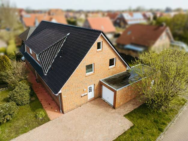 Doppelhaushälfte zum Kauf 330.000 € 6 Zimmer 161 m² 412 m² Grundstück Conrebbersweg Emden 26721