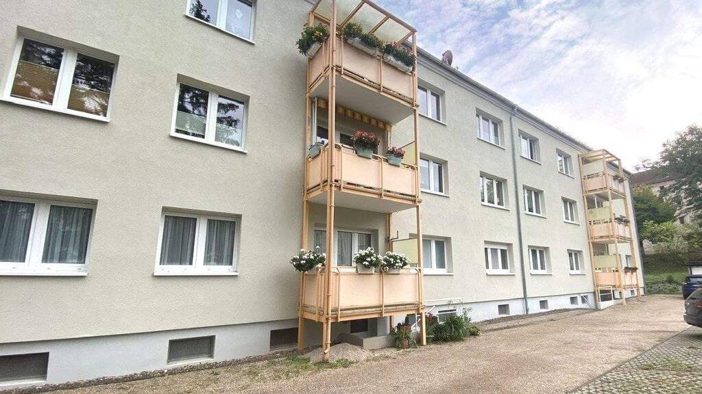 Wohnung zum Kauf 105.000 € 3 Zimmer 64,6 m² frei ab sofort Gotha 99867