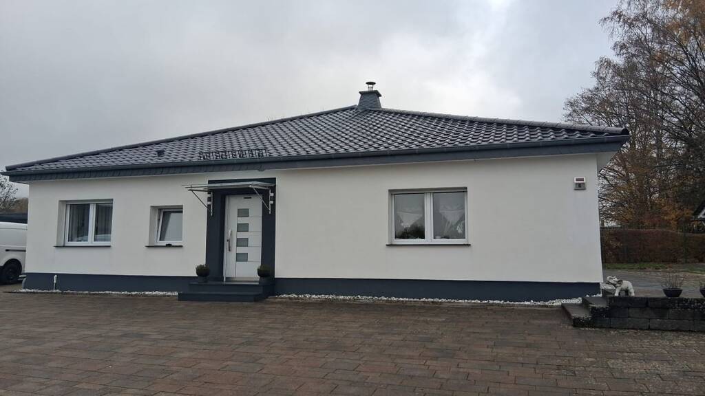 Bungalow zum Kauf provisionsfrei 199.000 € 8 Zimmer 150 m² frei ab sofort Idar-Oberstein 55743