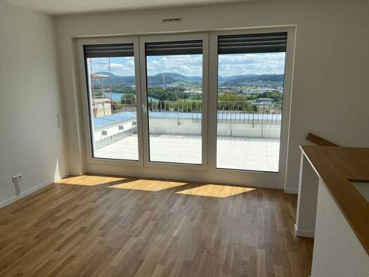 Reihenmittelhaus zur Miete - Erstbezug 2.300 € 5,5 Zimmer 150 m² frei ab sofort Bad Säckingen Bad Säckingen 79713