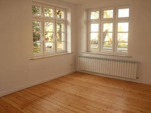 Wohnung zur Miete 756 € 3 Zimmer 79,6 m² EG frei ab 01.12.2025 Schwedter Straße 25 Angermünde 16278