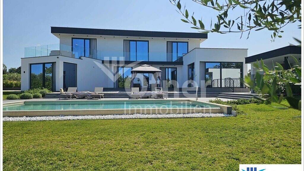 Villa zum Kauf 1.250.000 € 5 Zimmer 306 m² 1.753 m² Grundstück Porec 52440