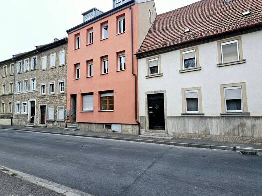 Mehrfamilienhaus zum Kauf 699.000 € 12 Zimmer 330 m² 170 m² Grundstück Kitzingen 97318