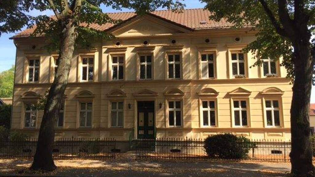 Wohnung zur Miete 540 € 3 Zimmer 76 m² 1. Geschoss frei ab sofort Berliner Straße Rheinsberg 16831