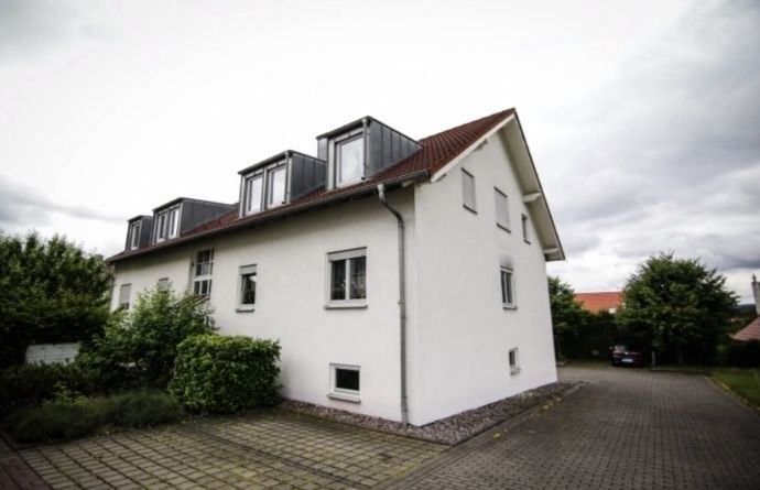 Wohnung zur Miete 670 € 3 Zimmer 77 m²<br/>Wohnfläche 2.<br/>Geschoss ab sofort<br/>Verfügbarkeit Stoppelsbergstraße 28 Hünfeld Hünfeld 36088