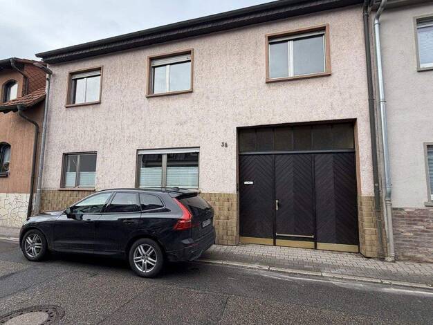 Mehrfamilienhaus zur Miete 2.350 € 7 Zimmer 175 m² 400 m² Grundstück frei ab 01.03.2026 Plankstadt 68723