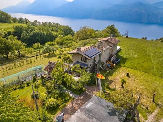 Rustico zum Kauf 4 Zimmer 72 m² 4.371 m² Grundstück Malcesine 37018