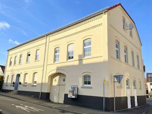 Mehrfamilienhaus zum Kauf als Kapitalanlage geeignet 268.000 € 315 m² 628 m² Grundstück Bonenburg Warburg 34414