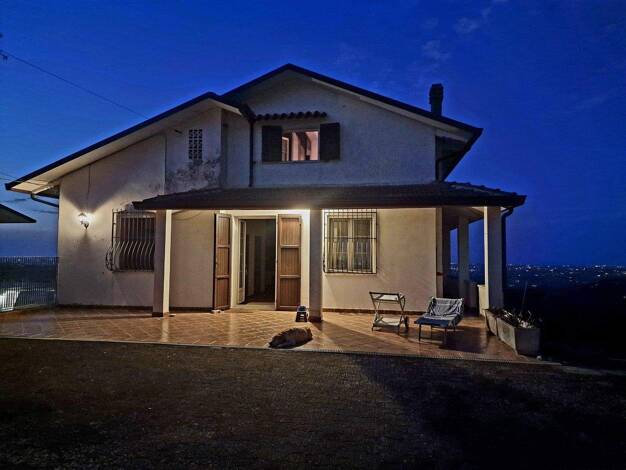 Einfamilienhaus zum Kauf provisionsfrei 340.000 € 7 Zimmer 200 m² 500 m² Grundstück Borghi 47030